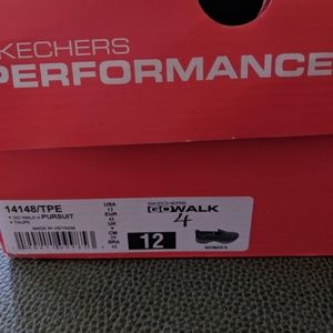 Women's sketchers